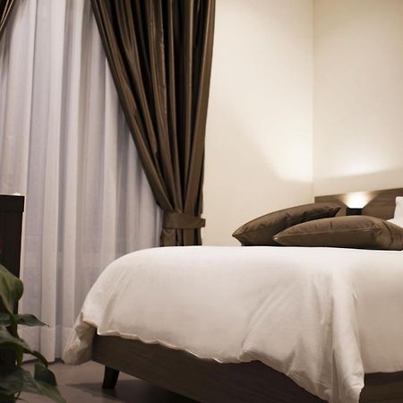 Augusto132 Bed & Breakfast Наполи Екстериор снимка