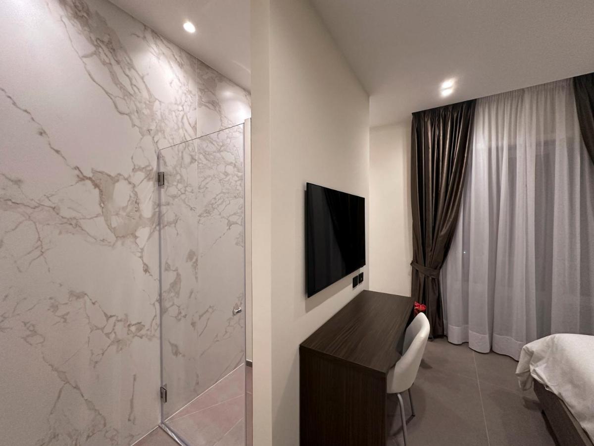Augusto132 Bed & Breakfast Наполи Екстериор снимка