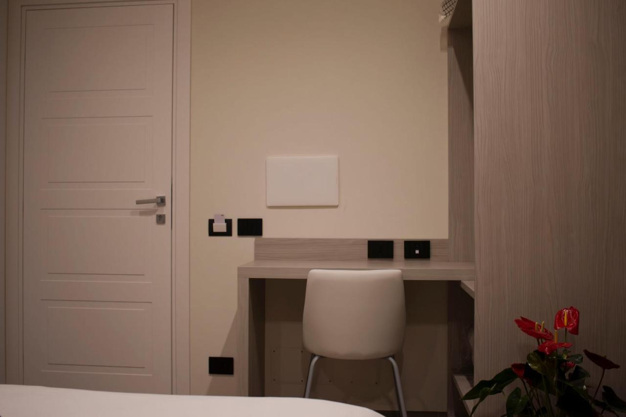 Augusto132 Bed & Breakfast Наполи Екстериор снимка