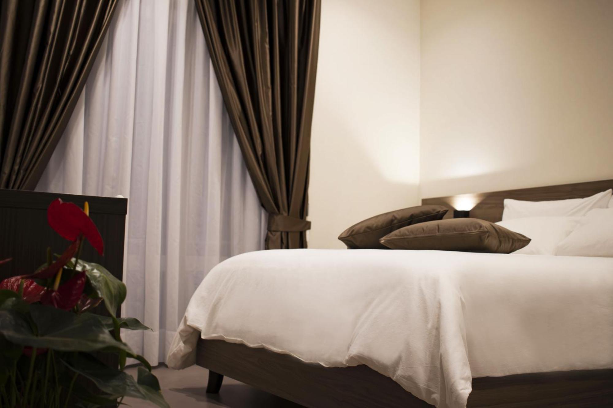 Augusto132 Bed & Breakfast Наполи Екстериор снимка
